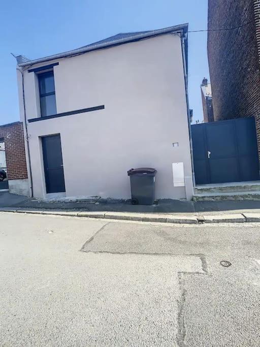 Stud Confort Centre Ville 4Pers Saint-Quentin  Dış mekan fotoğraf